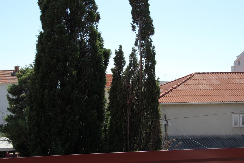 Novalja Guesthouse Economy Rooms Exterior foto